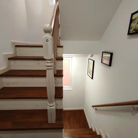 Lighthouse.izola Apartman *